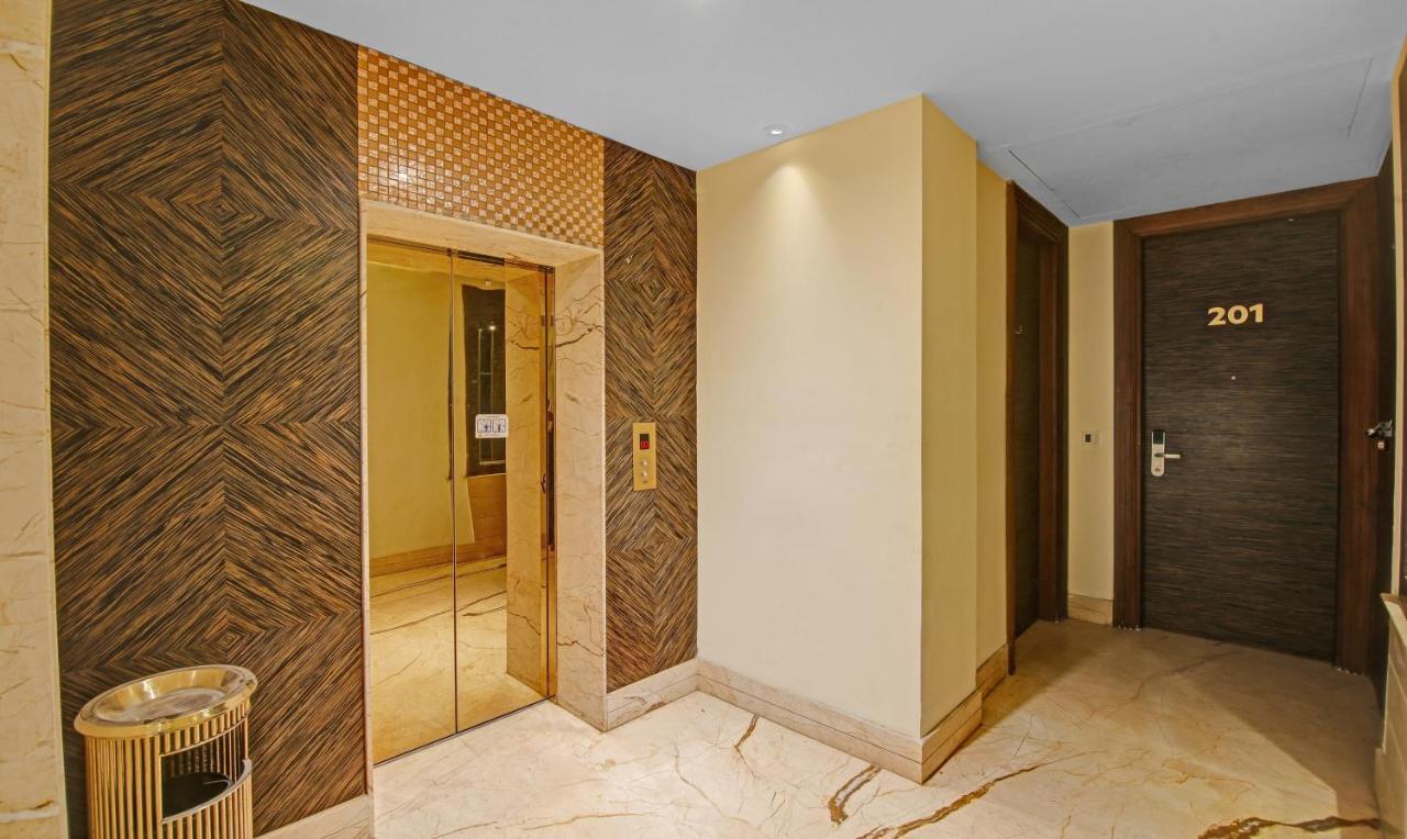 Treebo Premium Arista Hotel 4*